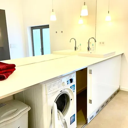 Semesterbostad Historisches Designer Loft *