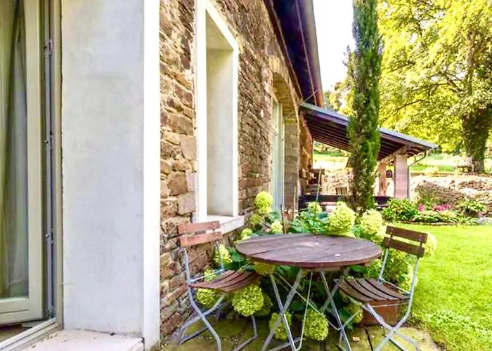 Nyaraló Historisches Designer Loft *