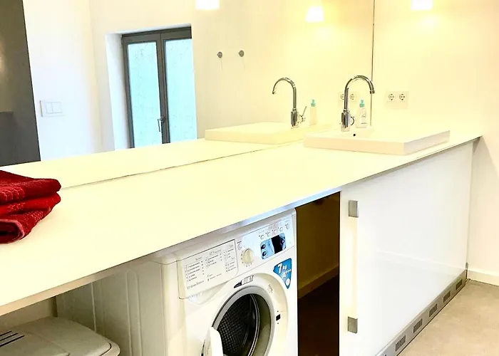 Nyaraló Historisches Designer Loft *